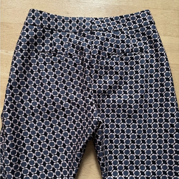 Ann Taylor Kate fit cropped tailored pants flower pattern - Picture 8 of 8